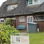 Moewennest 18, Butjadingen, Tossens, Sauna, Strandkorb, Nordsee, 3 Sz, Bis 8 Gaeste 2 Kleinkinder * Butjadingen