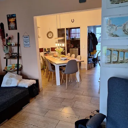 Moewennest 18, Butjadingen, Tossens, Sauna, Strandkorb, Nordsee, 3 Sz, Bis 8 Gaeste 2 Kleinkinder Butjadingen