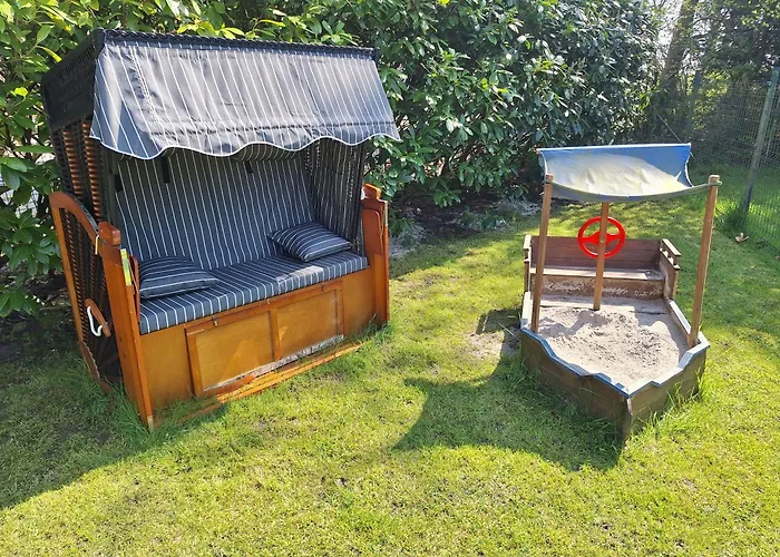 Moewennest 18, Butjadingen, Tossens, Sauna, Strandkorb, Nordsee, 3 Sz, Bis 8 Gaeste 2 Kleinkinder * Butjadingen